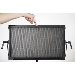 Akurat Honeycomb Grid 40° pour D8 MK2