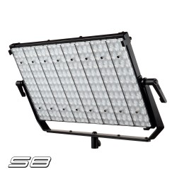 Akurat S8 MK2 efficient lenticular 120W LED paneel